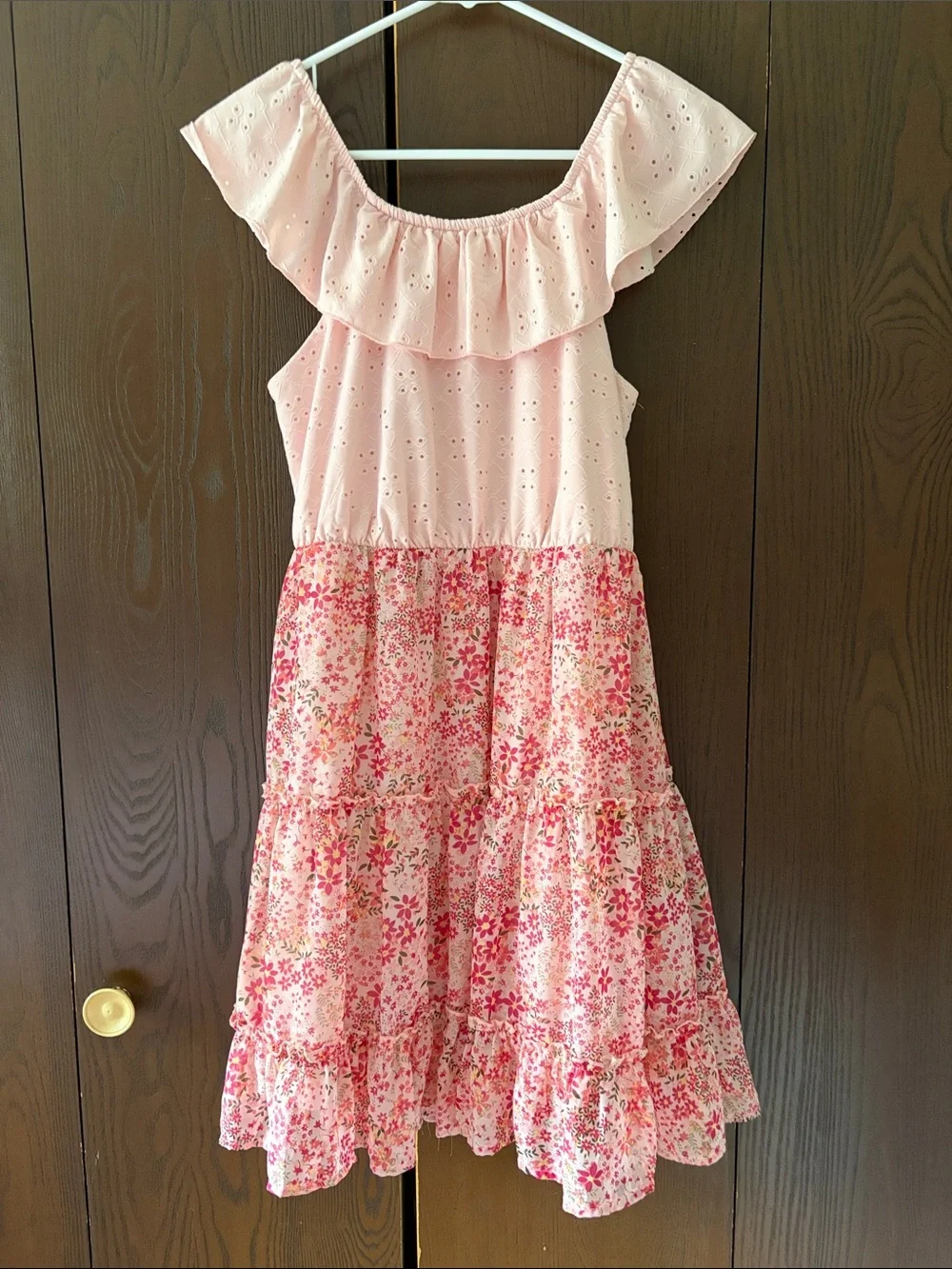 Knitworks Girl’s Pink Eyelet Ruffle Floral Tiered Dres. Size 16.5 plus.